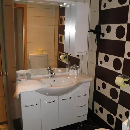 Bed & Breakfast Prenocisca Sirec Ptuj