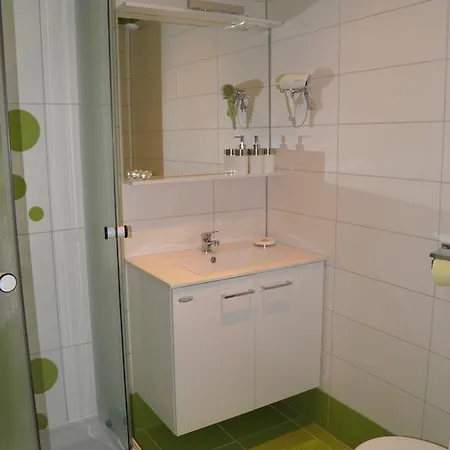 Bed & Breakfast Prenocisca Sirec