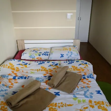 Bed & Breakfast Prenocisca Sirec Ptuj