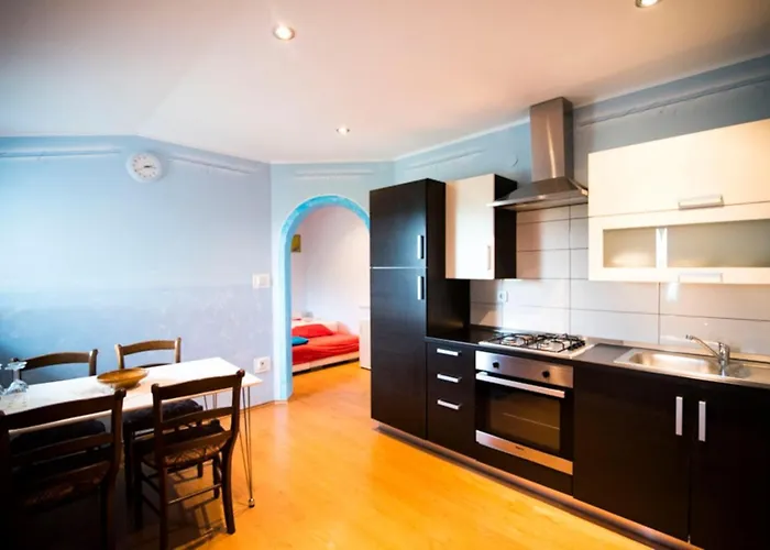 Bed & Breakfast Prenocisca Sirec