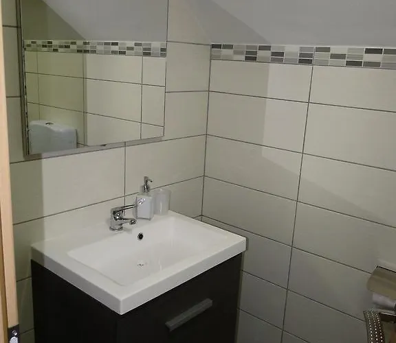 Bed & Breakfast Prenocisca Sirec Ptuj